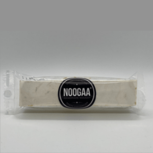 Noogaa Cherry Pistachio 379